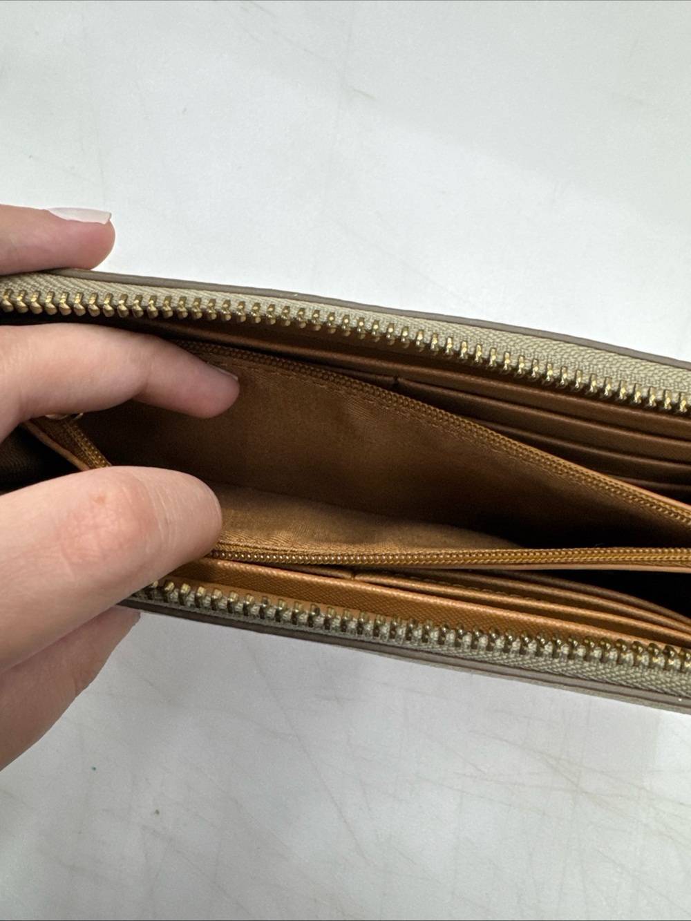 Fossil Zip Around Long Leather Wallet Issue No. 1954 Gold Shimmer - Picture 6 of 7